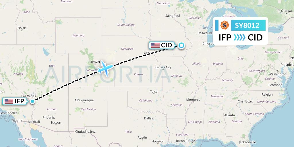 SY8012 Sun Country Airlines Flight Map: Bullhead City to Cedar Rapids