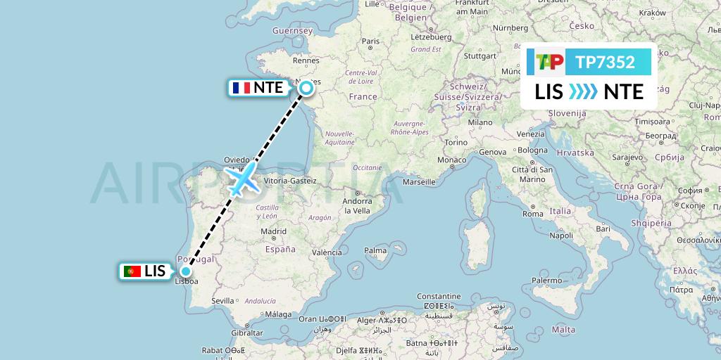 TP7352 TAP Portugal Flight Map: Lisbon to Nantes