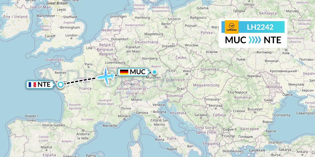 LH2242 Lufthansa Flight Map: Munich to Nantes
